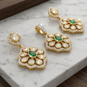 925 Silver <b>Emerald</b> Kundan Polki <b>Pendant</b> Set with Earrings Gold Designer Diamond Cut Wedding Jewelry For Women - Product Image 3
