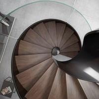 Industrielle Metall treppe im Freien Verzinkte Stahl treppe Stahl leiter treppe Metallbau stoff Wendeltreppe