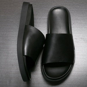 Tongs pour hommes, style européen, en cuir véritable, à semelle épaisse antidérapante, tongs ouvertes pour l'été. - Product Image 2