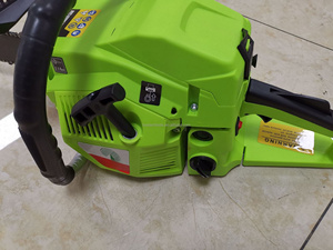 Tronçonneuse à essence industrielle monocylindre DIY 52cc, guide-chaîne de 18 pouces, 2200W, affûteur manuel pour la coupe du bois avec support OEM/ODM - Product Image 3