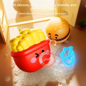Juguete Antiestrés de Vinilo con Forma de Hamburguesa y Papas Fritas para Niños de 3 a 6 Años, Adorno Creativo con Burbujas para Apretar - Product Image 4
