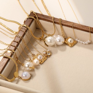 High Quality Customizable Fashion Jewelry Gift 18K <b>Gold</b> Plated Stainless Steel Dainty Charm <b>Pearl</b> Pendants <b>Necklace</b> for Women - Product Image 6