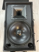 Haut-parleur professionnel RX-15 amélioré SRX715 avec impédance de 4 ohms, construction métallique pour la maison, l'église, les fêtes, le karaoké, la scène, les concerts