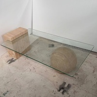 Meubles de salon modernes de luxe, table basse en marbre, base en travertin, forme rectangulaire, meubles en verre et pierre