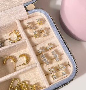 Boucles d'oreilles fleur délicate en gros femmes Piercing <span class=keywords><strong>Cartilage</strong></span> mode Zircon bijoux plaqué <span class=keywords><strong>or</strong></span> 18 carats <span class=keywords><strong>boucle</strong></span> d'oreille étanche - Product Image 2