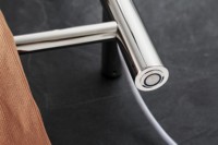 Porte-serviettes mural moderne en acier inoxydable pour salle de bain avec chauffage désinfectant à température constante et 4 barres porte-serviettes