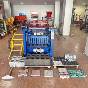 Macchina per la produzione di blocchi di cemento porosi 4-35, molto richiesta per l'esportazione, macchinario per la produzione di mattoni ad incastro per pavimentazione - Product Image 2