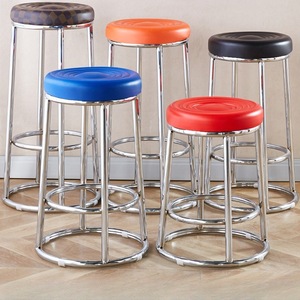 Tabouret <span class=keywords><strong>de</strong></span> <span class=keywords><strong>bar</strong></span> haut <span class=keywords><strong>de</strong></span> gamme à structure métallique surélevée, design moderne, pour salle <span class=keywords><strong>de</strong></span> jeux, café, salon <span class=keywords><strong>de</strong></span> thé, usage commercial - Product Image 2