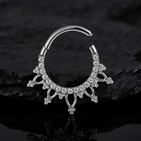 Anneau de septum en titane ASTM F136 avec zircone cubique, bijoux de piercing pour l'oreille Daith, respectueux de la peau, bijoux de piercing corporel professionnels, OEM ODM