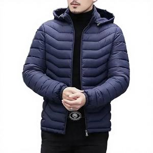 Chaqueta Acolchada con Capucha para Hombre, Cuello Alto, 100% Nailon, Tela de Lona, Color Liso, Ligera, Transpirable, Rellena de Algodón, Cierre con Cremallera - Product Image 3