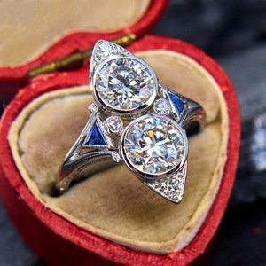 Anello Impilabile Futuristico a Forma di Marquise per Donne, Gioiello da Dito Trendy e Alla Moda - Product Image 1