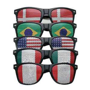 Maßgeschneidertes Fußball-Spielzubehör Fan-Cheerleader-Set, Inklusive Flaggen, Schals, Stirnbänder, Becherhüllen und Banner - Product Image 2