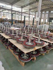 Moteur PMSM IE5 pour ventilateurs de plafond industriels HVLS de 7,3 m (24 pieds), alimentation CA, 380 V, pour usine laitière, en alliage d'aluminium et de magnésium - Product Image 4