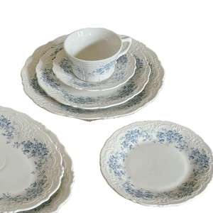 Service de table en céramique bleu floral de style français, assiettes ovales, tasse à café, soucoupe, vaisselle, ensemble cadeau de mariage - Product Image 5