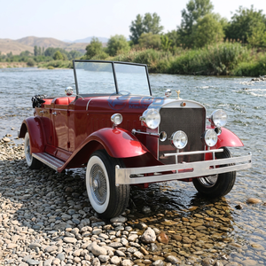 Voiture électrique classique vintage rouge, vitesse maximale 30 km/h, batterie lithium, autonomie 80-100 km, personnalisable - Product Image 1