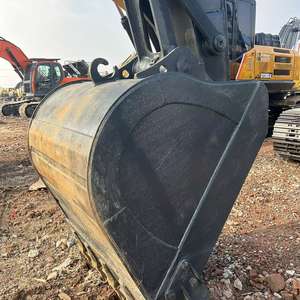 Excavadora Hyundai HX225 22T Usada con Motor Cummins, Bomba Hidráulica, Brazo Hidráulico para Desbroce de Terrenos y Preparación de Sitios para Granjas Solares - Product Image 2