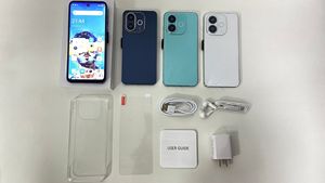 2025 Popular Cross-<b>border</b> Reno13PRO 16GB+256GB All-in-One Hole-punch <b>Display</b> Android Smartphone - Product Image 3