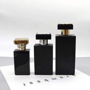 Flacons de recharge de parfum en verre noir mat de 50 ml en gros, flacons cosmétiques vides carrés avec bouchons à pression noirs brillants - Product Image 1