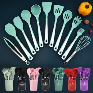 Juego de 12 Utensilios de Cocina de Silicona de Grado Alimenticio, Antiadherentes y Resistentes al Calor para Cocina - Product Image 6