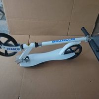 Trottinette en métal pour enfants, pliable, légère, cadre en acier, roues en PU, lumières LED, poussée à pied, pour les enfants de 5 à 12 ans, sports de plein air, populaire