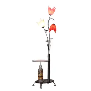 Blumen neben Lampe Innen dekor Tisch lampe Stehlampe mit Tisch New Fashion Gemütliches Wohnzimmer Eisen Blume LED Licht Kronleuchter