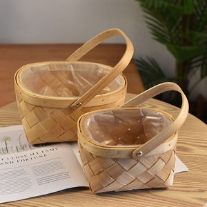 Panier rond en bambou tressé fait main avec poignée pour plantes ou pots de fleurs, idéal pour un cadeau - Product Image 4