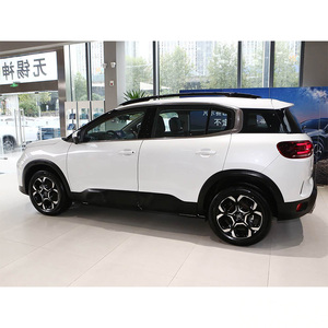 Citroën <span class=keywords><strong>C5</strong></span> <span class=keywords><strong>AIRCROSS</strong></span> <span class=keywords><strong>2023</strong></span> 360THP Intelligent Edition FWD Automatique d'occasion, faible kilométrage, SUV compact - Product Image 4