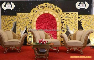 Venta al por mayor estilo de corona única teca madera boda escenario amor asiento diseñador recepción rey chaise sofá para novia novio estilo único - Product Image 6