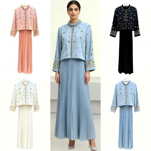 Robe Abaya de Luxe Noire et Dorée Perlée <span class=keywords><strong>pour</strong></span> <span class=keywords><strong>Femme</strong></span>, Col Montant, Manches Cape, Robe Longue Modeste, Caftan de Soirée <span class=keywords><strong>pour</strong></span> Invitée du Moyen-Orient, ODM - Product Image 4