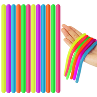 Ainiv – Ensemble de 12 jouets sensoriels extensibles colorés en forme de nouilles, en EVA, pour soulager le stress, adaptés aux TDAH, autisme, de 8 à 13 ans