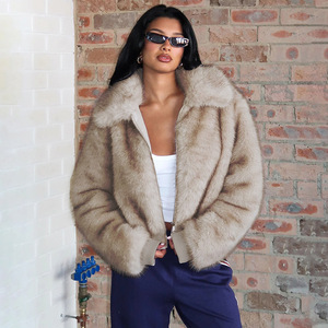 Vente en gros manteau de <span class=keywords><strong>fausse</strong></span> <span class=keywords><strong>fourrure</strong></span> pour femmes à la mode <span class=keywords><strong>veste</strong></span> d'hiver en <span class=keywords><strong>fausse</strong></span> <span class=keywords><strong>fourrure</strong></span> pour femmes manteau d'hiver chaud en <span class=keywords><strong>fausse</strong></span> <span class=keywords><strong>fourrure</strong></span> pour femmes - Product Image 1