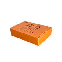 Boîtes d'expédition écologiques imperméables en carton ondulé orange gaufré, fabriquées à partir de matériaux recyclés biodégradables, design JAX Free, pour chaussettes et chaussures