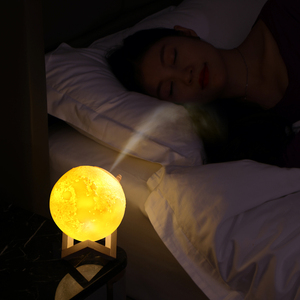 Lámpara De Luna 3D <span class=keywords><strong>Humidificador</strong></span> USB 3 colores 30 horas de tiempo de ejecución Función de aroma DC5V Fuente de alimentación Dormitorio Habitación de bebé Oficina <span class=keywords><strong>Aceite</strong></span> <span class=keywords><strong>esencial</strong></span> - Product Image 2