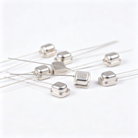 Oscillateur à cristal de phase HC-49S-16MHz HC-49S à profil bas pour appareils IoT, température de fonctionnement -40°C à +85°C, fréquence 20ppm