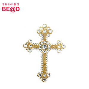 All'ingrosso Fashion Charm Cross Design autoadesivo Glitter acrilico strass <span class=keywords><strong>adesivi</strong></span> <span class=keywords><strong>per</strong></span> Baby Shower decorazione festa <span class=keywords><strong>di</strong></span> <span class=keywords><strong>compleanno</strong></span> - Product Image 4