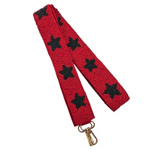 Cordon perlé rouge avec étoiles noires, crochet métallique, sangle en nylon tendance, accessoire durable pour cartes d'identité et clés - Product Image 1
