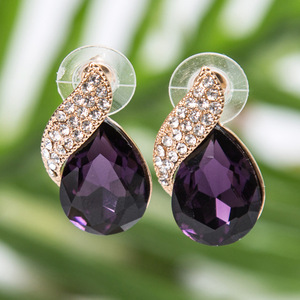 Farbenfrohe klassische Damen-Ohrringe aus Zinklegierung mit tropfenförmigen Kristall-Strasssteinen - Product Image 5