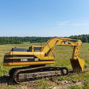 Excavadora Usada Caterpillar 330BL de 30000 kg y 1.2 m3 para Minería y Construcción, con Pocas Horas de Trabajo, en Venta en Ghana - Product Image 1