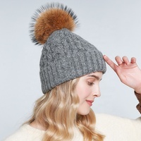 Bonnets d'hiver tricotés à pompon en fourrure naturelle, bonnets chauds en cachemire torsadé pour femmes, bonnet à pompon personnalisé, vente en gros