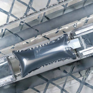 Funda Protectora Ecológica de PE con Diseño de Panal de Abeja Picknpack |   Embalaje de Película Protectora Ligera y Resistente a Impactos para Botellas de Vidrio de Cosméticos - Product Image 3