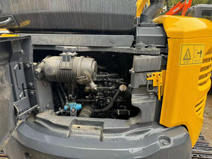 Mini-excavatrice sur chenilles Komatsu PC55MR d'occasion, équipement de construction compact - Product Image 6