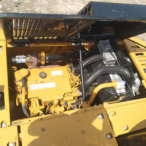 รถขุด CAT312D2 ขนาด 12 ตัน พร้อมบุ้งกี๋ขุดขนาด 0.6 ลูกบาศก์เมตร รถขุดตีนตะขาบ CAT312D2 มือสอง - Product Image 5