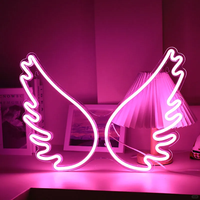 Enseigne au néon LED personnalisable de vente chaude pour la luminosité de la publicité intérieure contrôlable pour les bars de la salle de danse magasins de mariage
