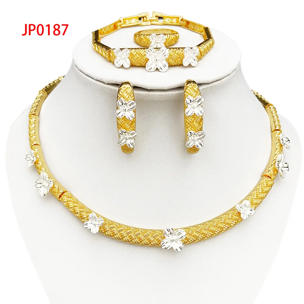 Hot Sale Latest Four Leaf Shape Charm Jewelry Sets Indian Fashion Wedding Bridal Gold Plated Jewelry Set