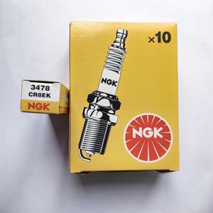 شمعات إشعال أصلية من إن جي كي للدراجات النارية 3478 سي آر8إي كيه لسوزوكي بينج ويب: سكاي ويف 250 سي سي، بيرجمان200 200 سي سي - Product Image 1