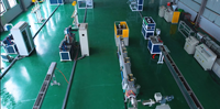 HWYAA CHINAPLAS 7.1B02 Machine de fabrication de tuyaux d'irrigation PE tissés à plat avec trous préfabriqués