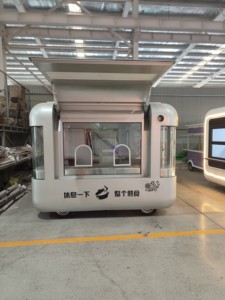 Camion de restauration en acier inoxydable le plus vendu en usine avec fenêtre de service extra-large - Product Image 2