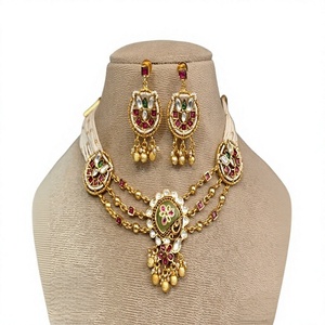 Conjunto de Collar y Aretes de Aleación Chapada en Oro con Circonitas y Diseño de Flor de Perla de Imitación, Joyería Vintage para Boda para Mujer - Product Image 2