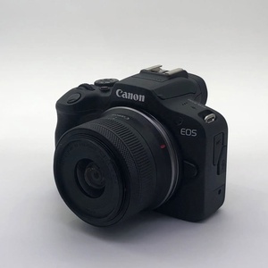 Appareil photo reflex numérique APS-C <span class=keywords><strong>Canon</strong></span> R100 Kit avec <span class=keywords><strong>carte</strong></span> <span class=keywords><strong>SD</strong></span>, vidéo 4K et connectivité Wi-Fi – Prix de gros - Product Image 2