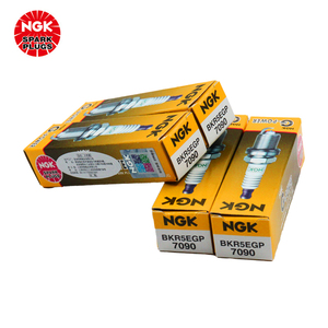 หัวเทียนทองคำขาว NGK BKR5EGP 7090เหมาะสำหรับ H6 Sagitar Bora Fox Cruze Excelle - Product Image 6